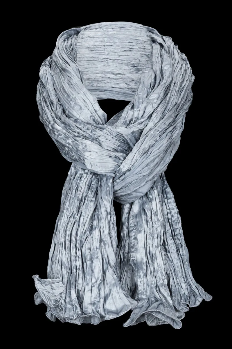 Silk scarf in crepe satin | Candy blue