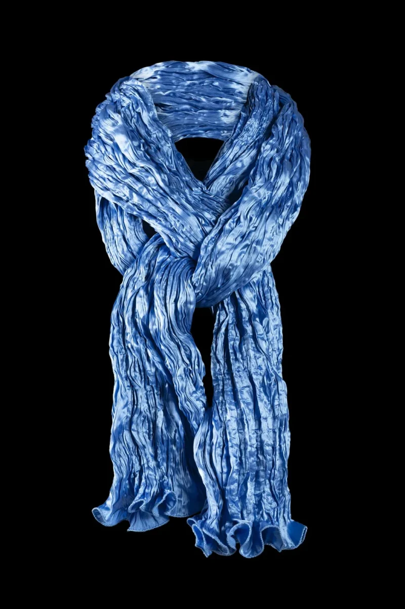 Silk scarf in crepe satin | Cobalt blue