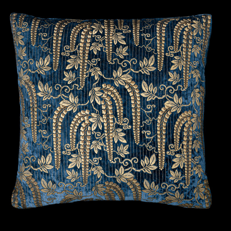 Delphos printed velvet cushion