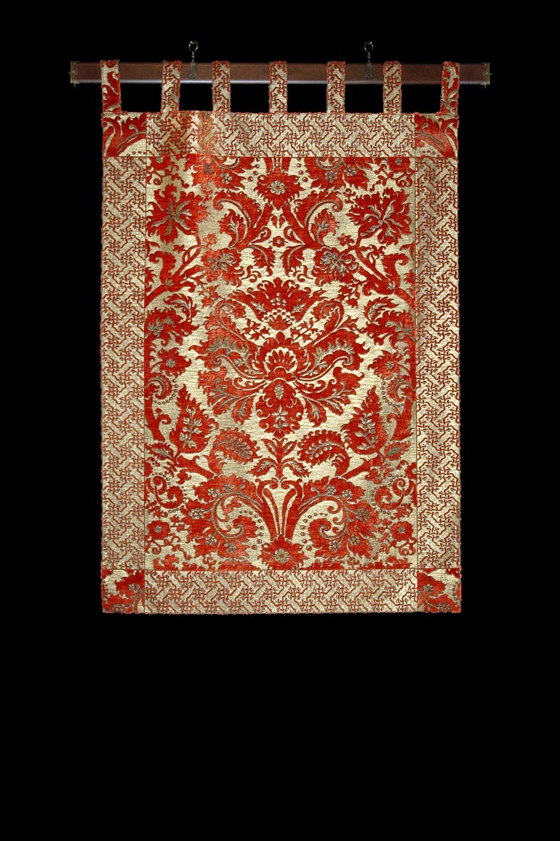 Delphos velvet tapestry