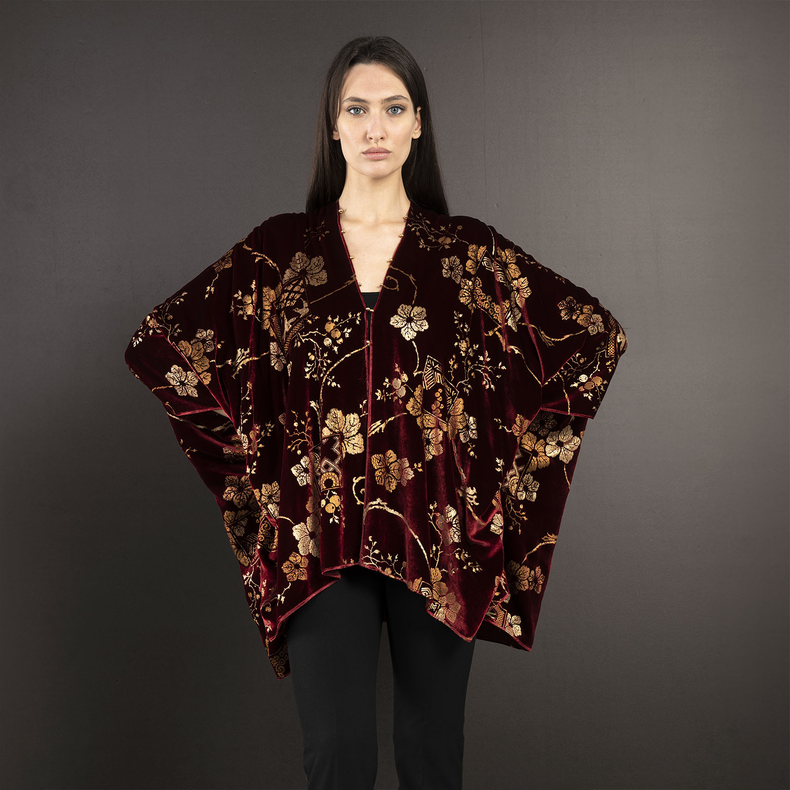 Helena | Printed velvet Short evening coat | Riassunto Ruby - Image 2