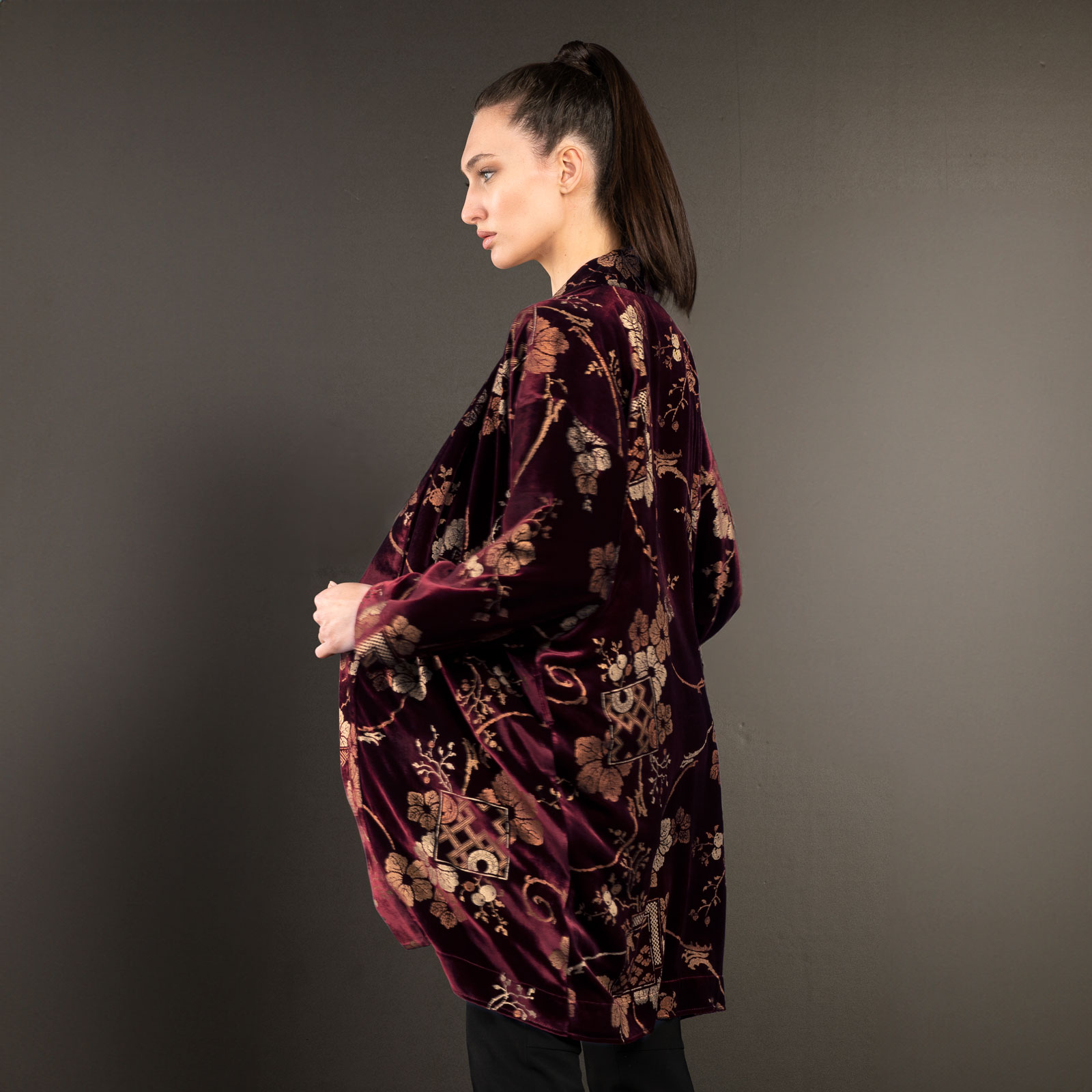 Isabel | Printed velvet Kimono Coat | Riassunto Bordeaux
