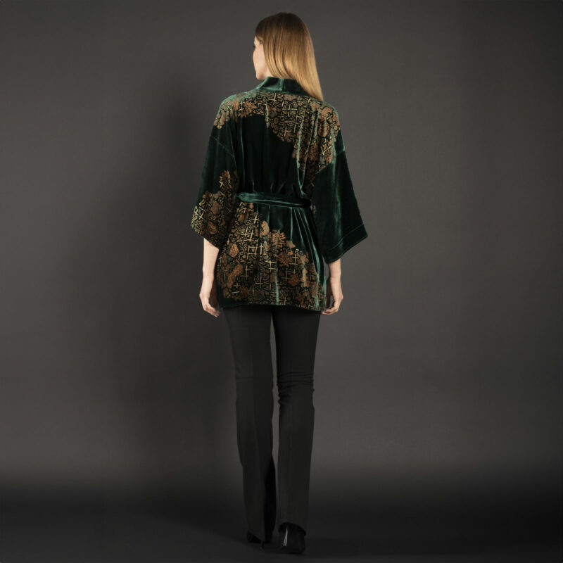 Iris | Printed velvet Short kimono Coat | Crisantemi Fir green