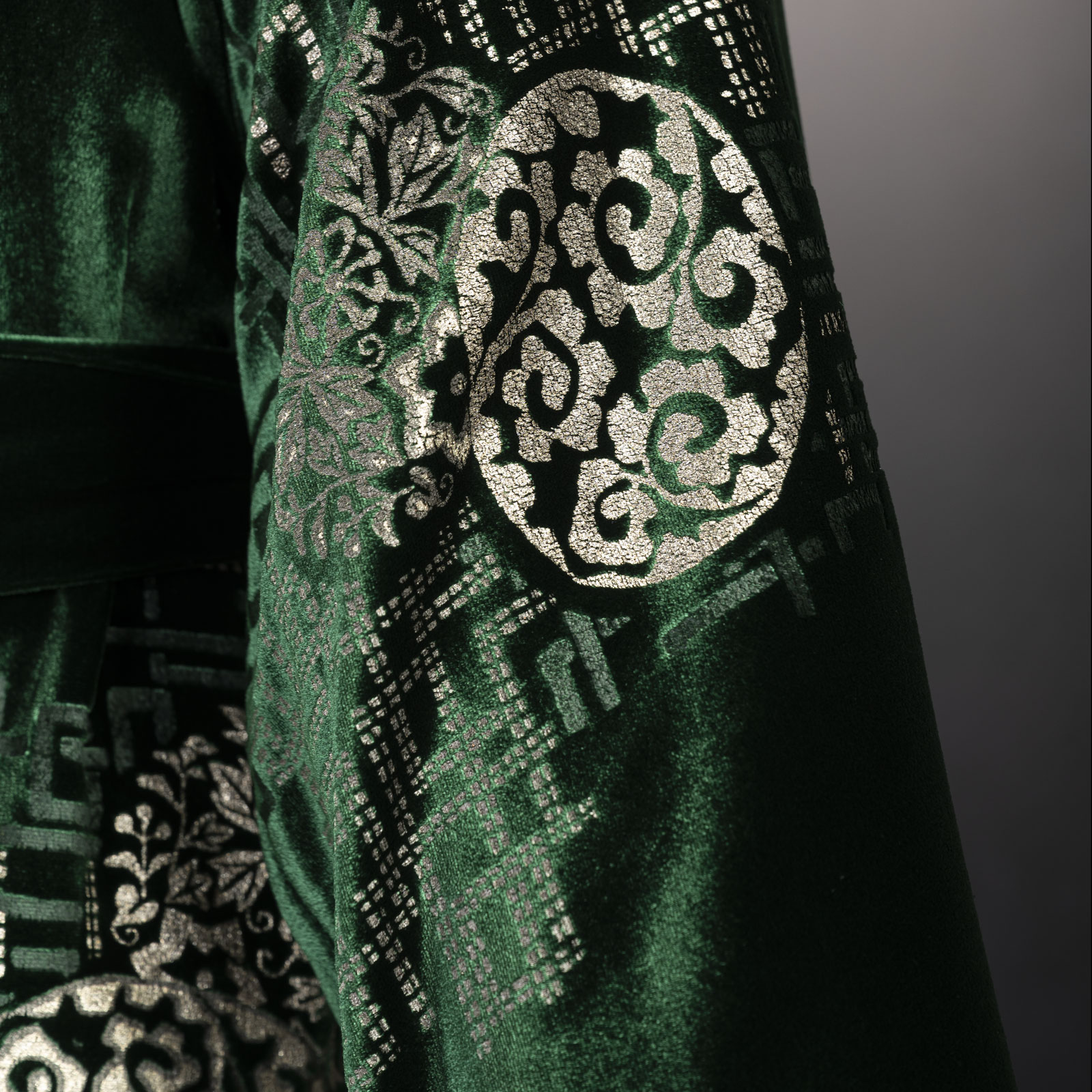 Isabel | Printed velvet Kimono Coat | Kyoto Fir green - Image 3