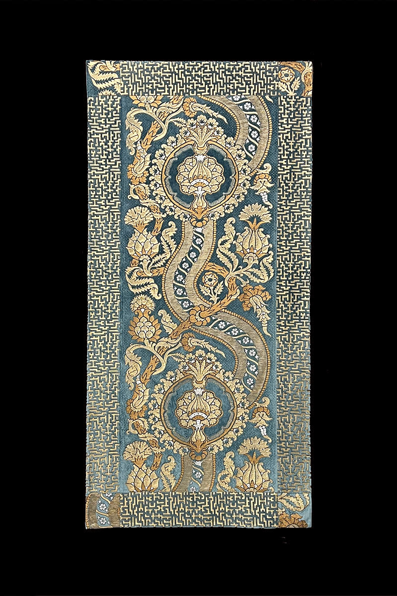 Delphos tapestry table runner