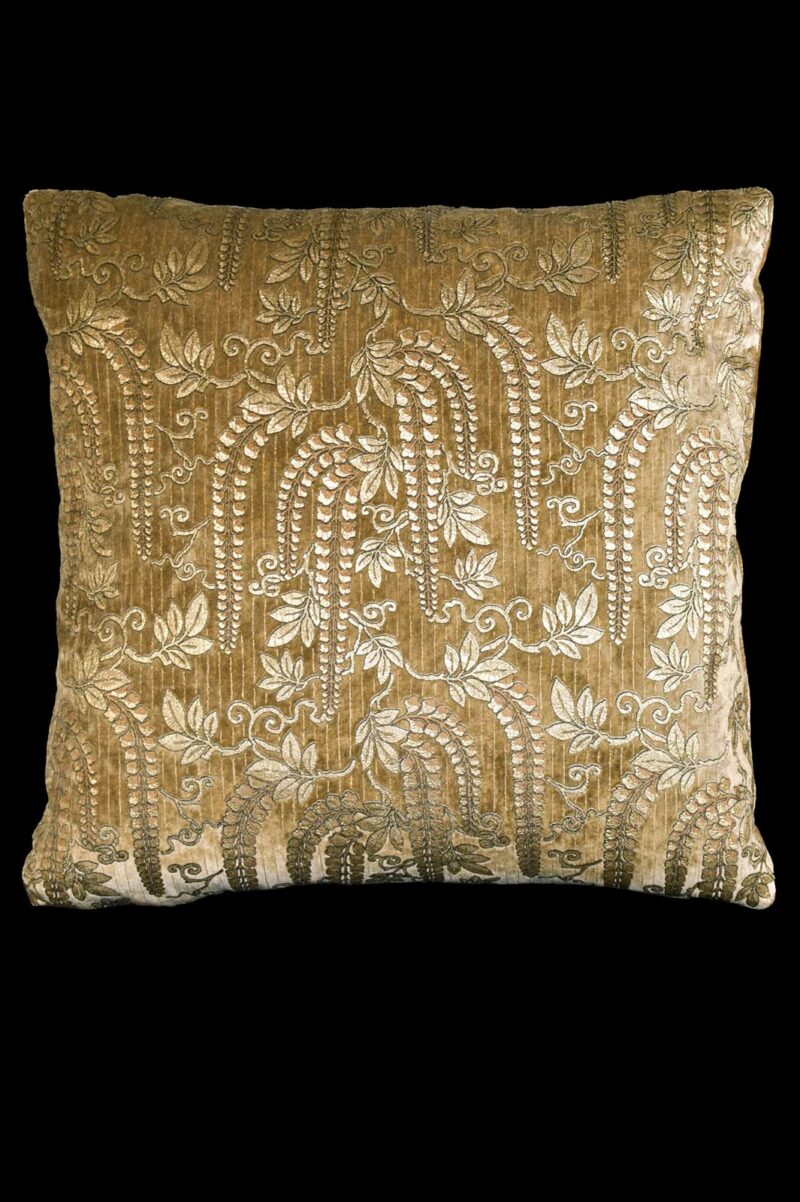 Delphos printed velvet cushion