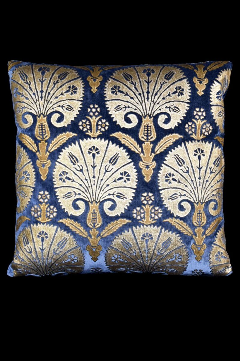 Delphos printed velvet cushion
