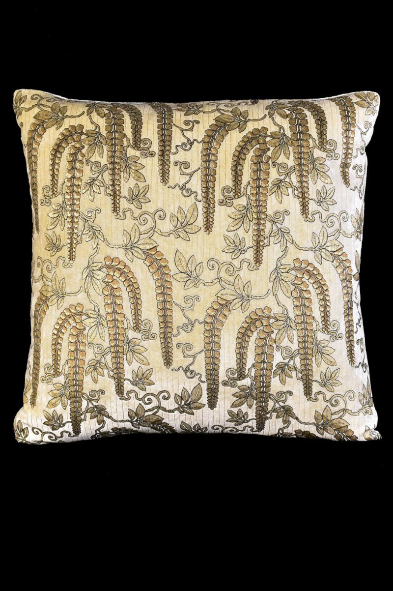 Delphos printed velvet cushion