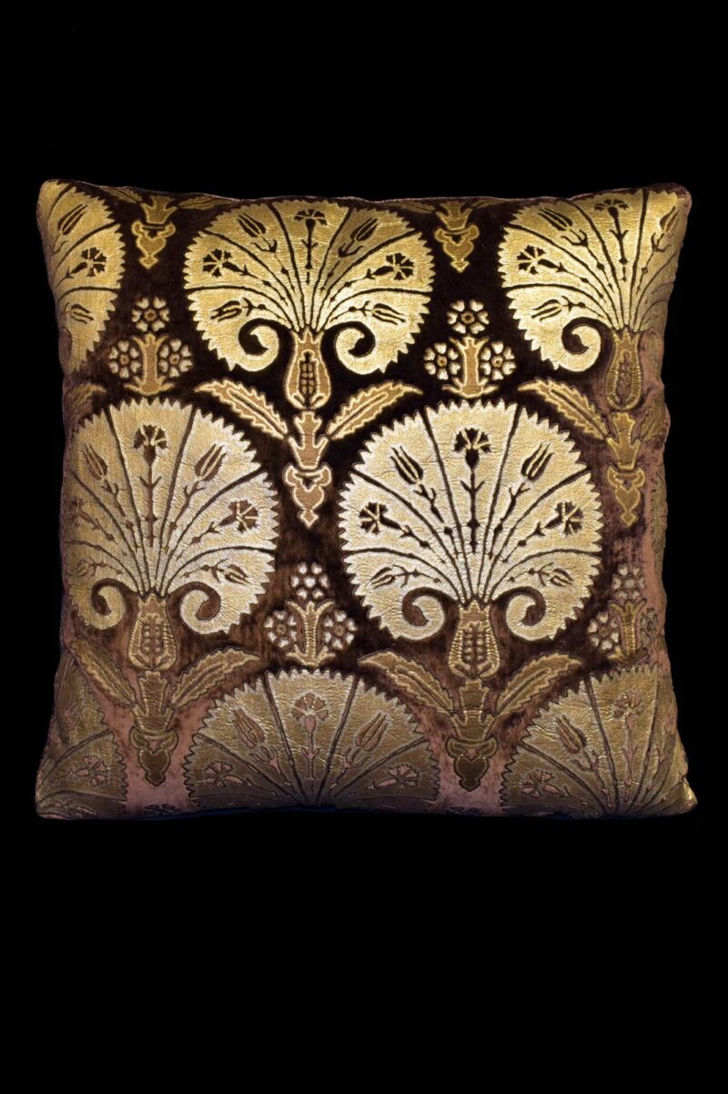 Delphos printed velvet cushion