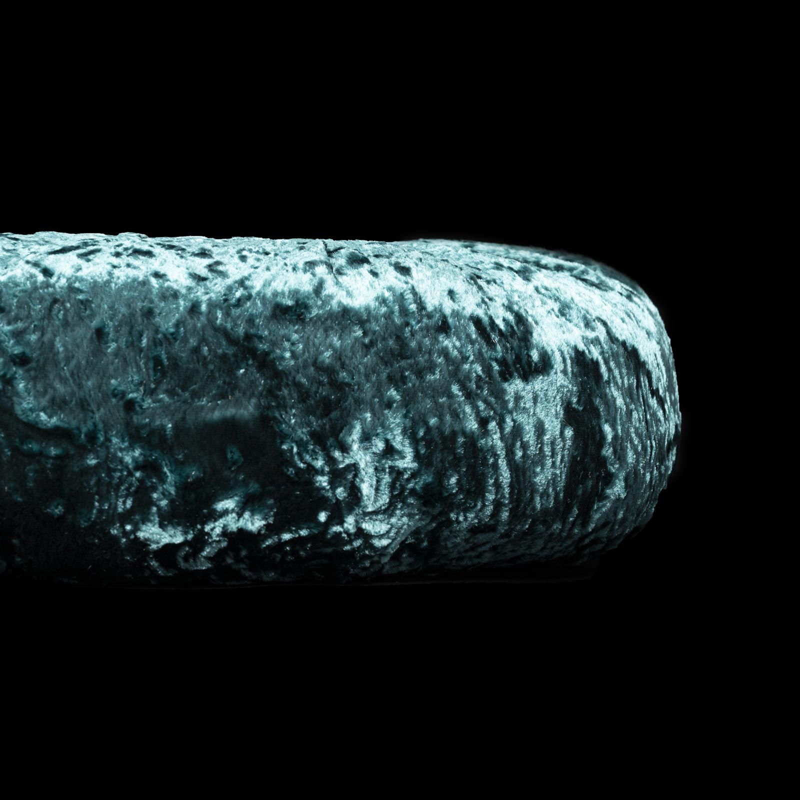 Cuscino rotondo in velluto rigato color verde acqua - immagine 2