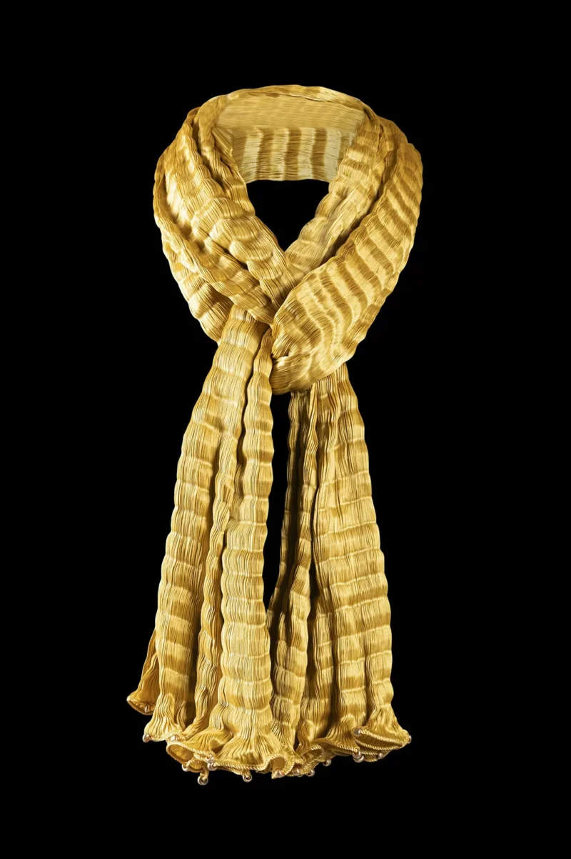 Pleated silk scarf | Golden Yellow