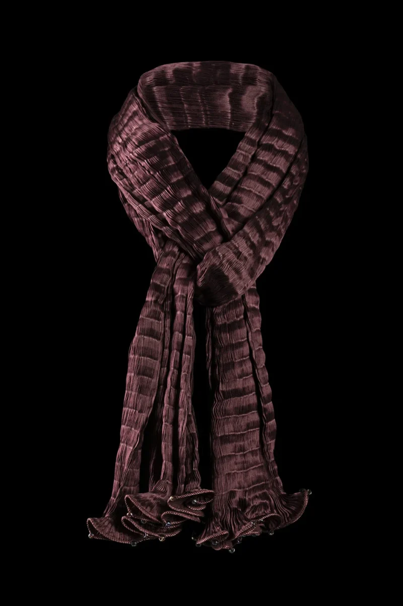 Pleated silk scarf | Aubergine