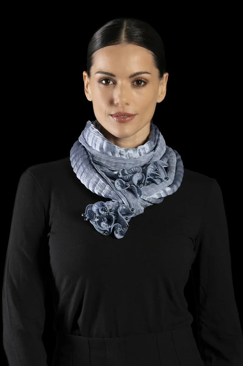 Pleated silk scarf | Candy blue