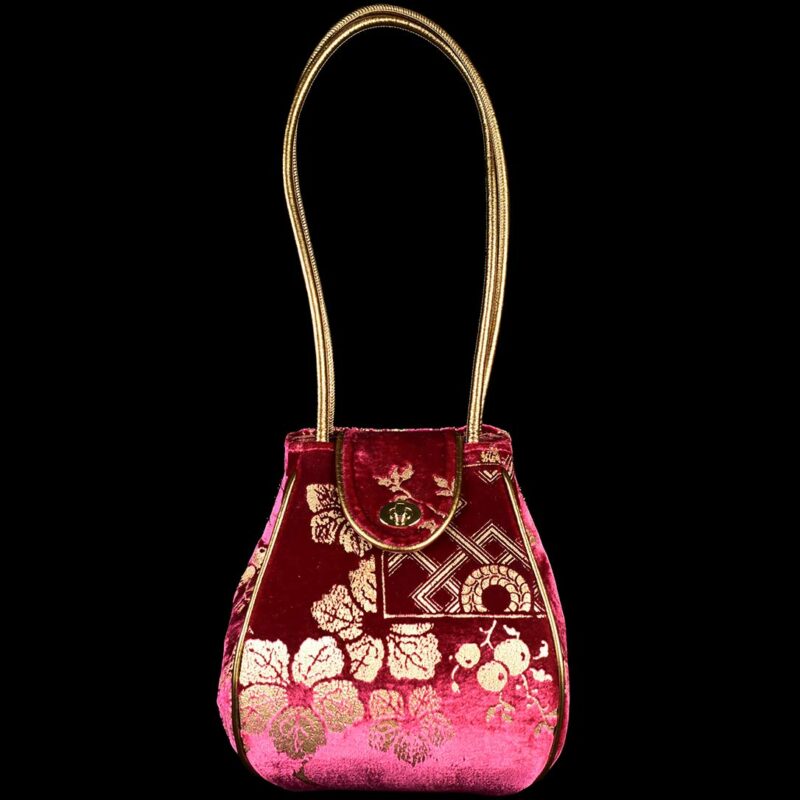 Moretta | Riassunto Magenta