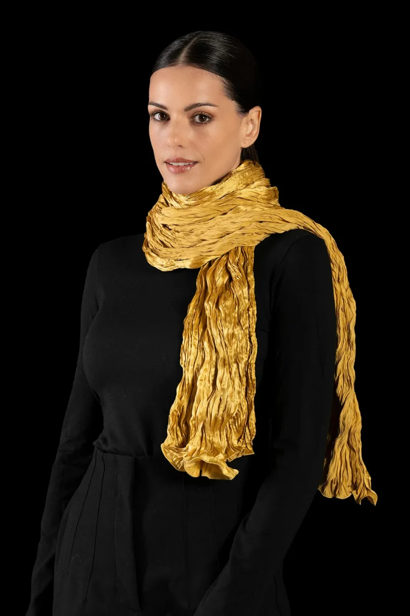 Silk scarf in crepe satin | Golden Yellow