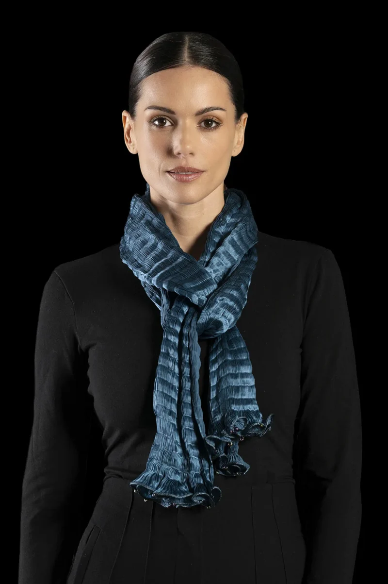 Pleated silk scarf | Teal
